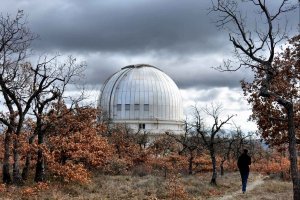 Découverte d'un nouveau système planétaire voisin de notre système solaire