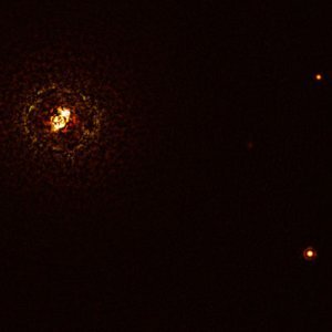 ESO telescope images planet around most massive star pair to date