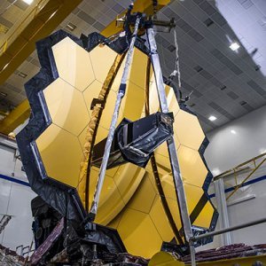 Deux chercheuses de l'IPAG impliquées dans le projet (fou) du télescope spatial James Webb