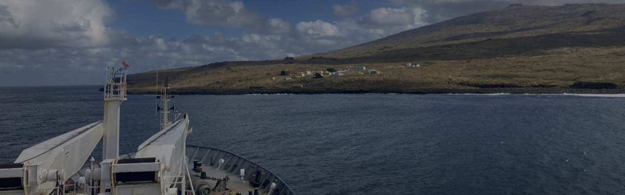 Sur l'île Amsterdam, une mission scientifique pour relancer l'observation de l'atmosphère