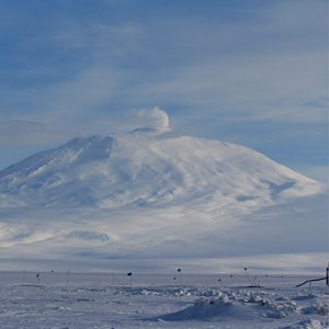 L'histoire du volcanisme stratosphérique des 2600 dernières années, revue par les isotopes du sulfate