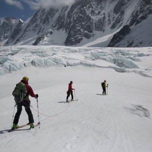 A l'écoute des chuchotements des glaciers pour révéler leurs secrets