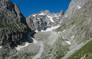 Le climat se réchauffe, les Alpes verdissent