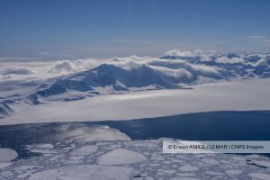 Un énorme glissement de terrain déclenché par le changement climatique a fait vibrer la Terre pendant 9 jours 