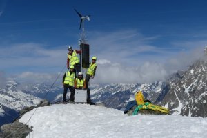New seismic station installed in the Mont Blanc massif
